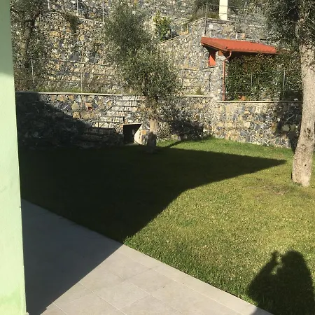 Degli Ulivi Vila *